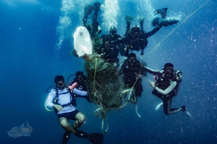 PADI PROJECT AWARE – WRECK CLEANUP DIVE IN PONDICHERRY, INDIA.