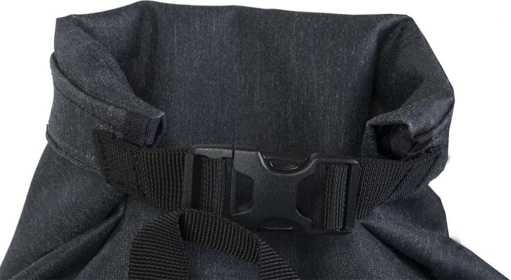 scubapro black color backpack